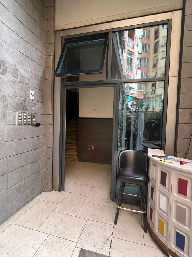 Luxury Center Observatori Apartment Tirana Buitenkant foto