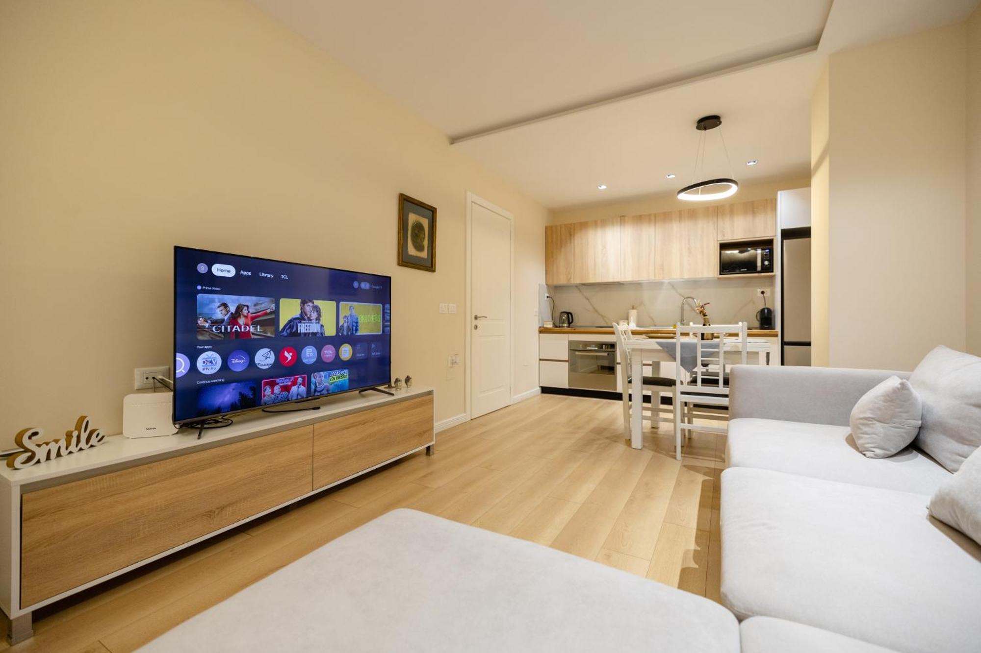 Luxury Center Observatori Apartment Tirana Buitenkant foto